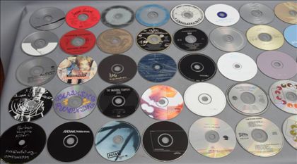 Sony-CDP-CX325 n/w but with 200 CDs